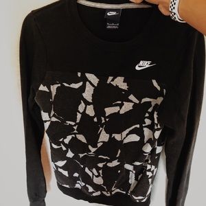 Nike sweatshirt
